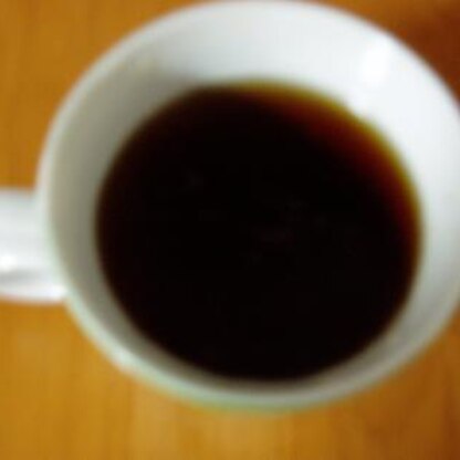 おすすめどおりブラックで。プアール茶にコーヒーを入れるとはびっくり。でもおいしかったです。ごちそうさまでした♪